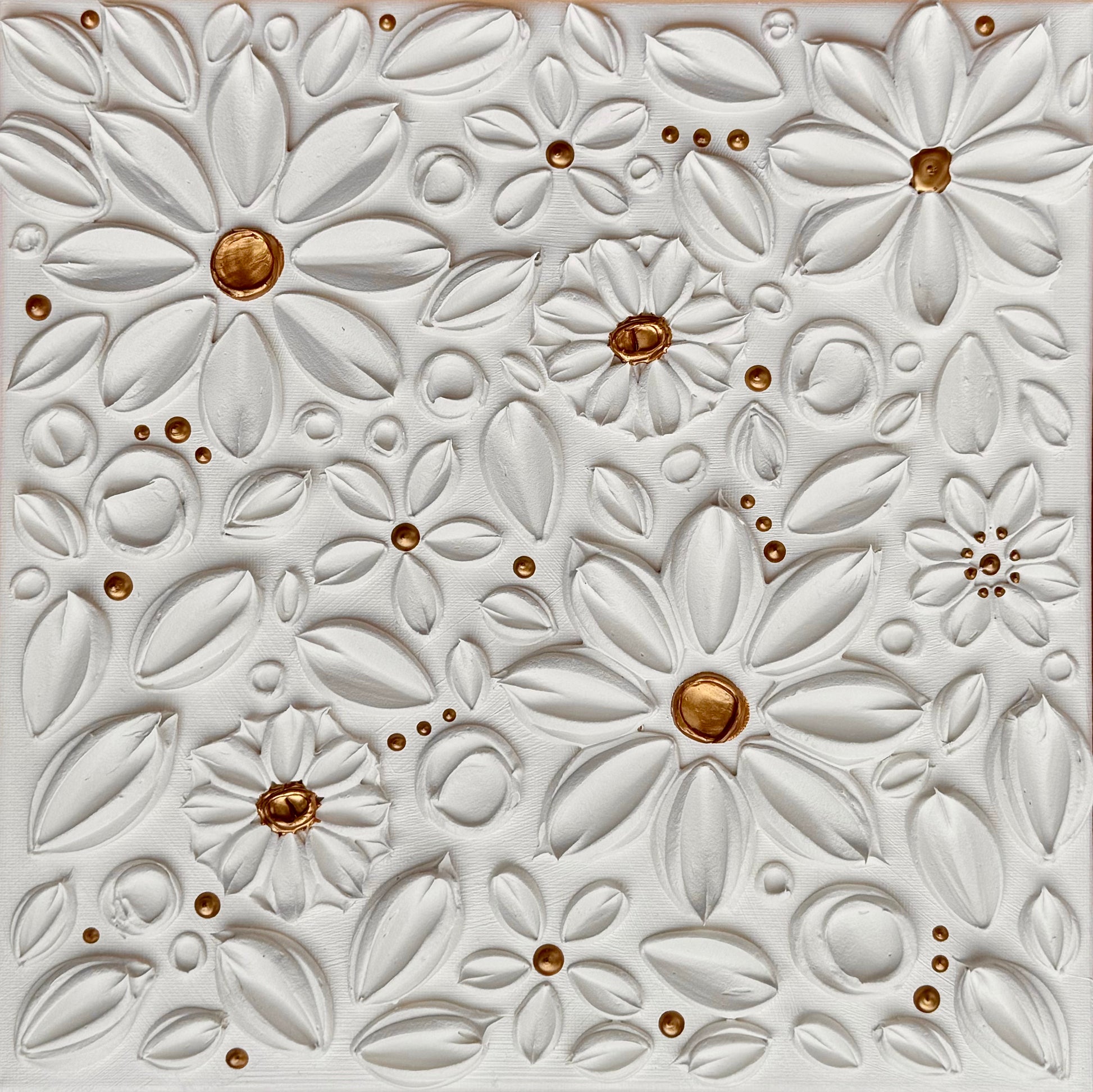 White Linen Garden 1 